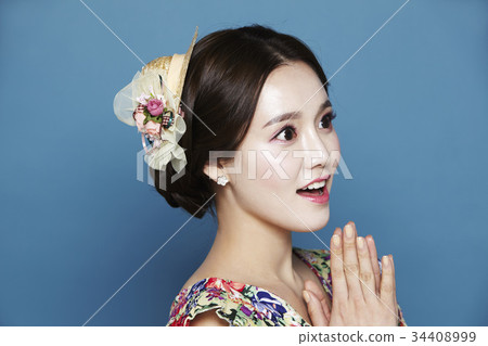 年輕的女人 年輕的女人 34408999