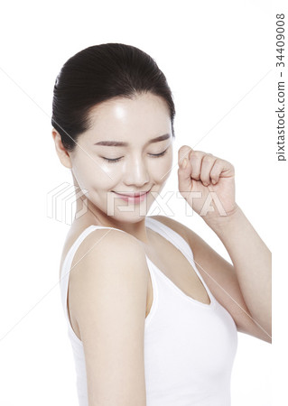 Young woman 34409008