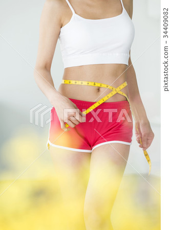 年輕的女人 34409082