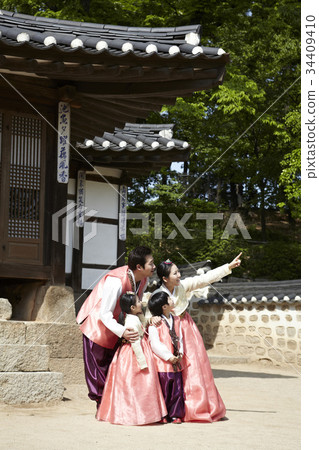Family, hanbok Family, hanbok 34409410
