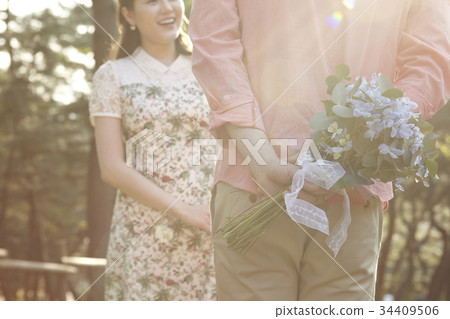 couple 34409506