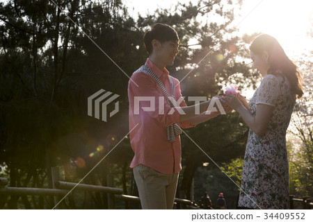 couple couple 34409552