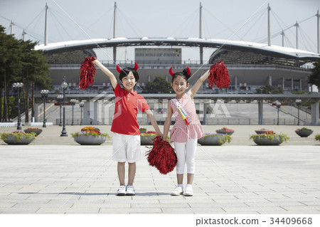 Children, red devil Children, red devil 34409668