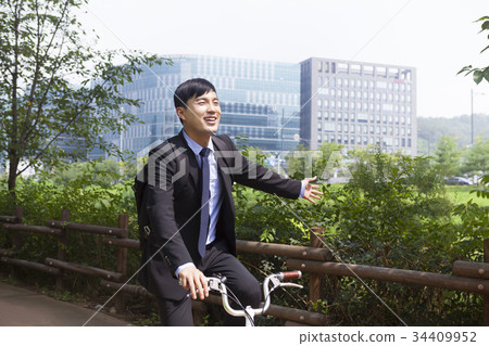 Businessman 34409952