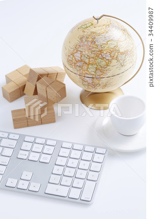 Keyboard, globe, cube, coffee cup Keyboard, globe, cube, coffee cup 34409987