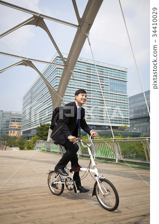 Businessman Businessman 34410029