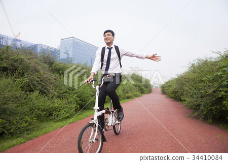 Businessman Businessman 34410084