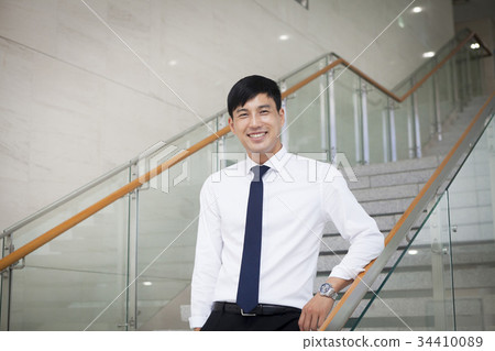 Businessman Businessman 34410089