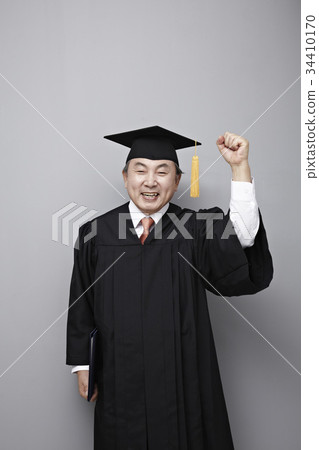 Middle age, graduation 34410170