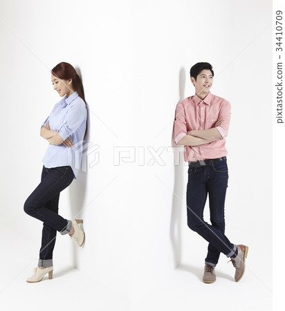年輕的女人，年輕人 34410709