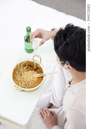 燒酒,拉麵,年輕人 燒酒,拉麵,年輕人 34411083