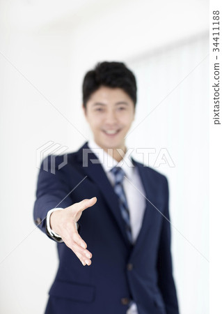 Businessman 34411188