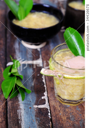 grapefruit sweet gruel, Vietnamese sweet soup grapefruit sweet gruel, Vietnamese sweet soup 34416678