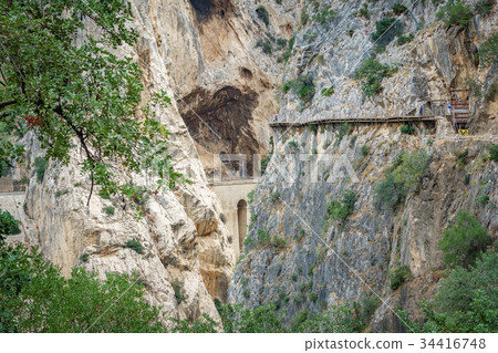 El Caminito del Rey footpath with tourists 34416748
