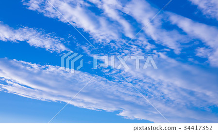 September sky and clouds (16; 9) 34417352
