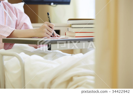 Fighting Diseases Women Writing Things Fighting Diseases Women Writing Things 34422942