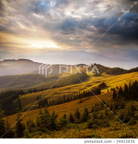 amazing mountain sunset amazing mountain sunset 34423838