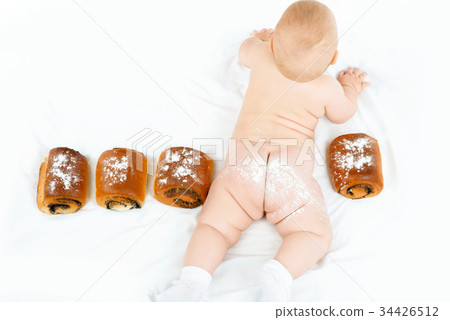 child and buns 34426512