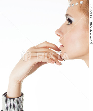 Fashion Woman Portrait Fashion Woman Portrait 34427633