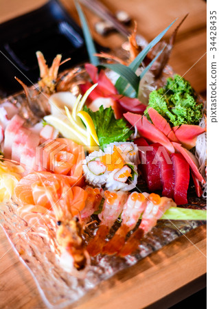 Sashimi Matsu 34428435