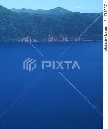 摩週湖染成深藍色 摩週湖染成深藍色 34431927