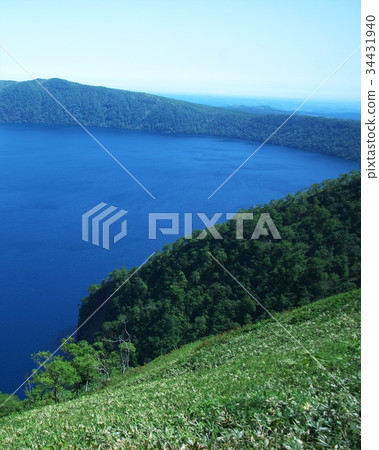 摩週湖染成深藍色 摩週湖染成深藍色 34431940
