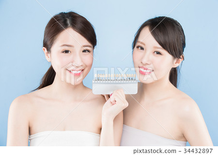 two beauty woman 34432897