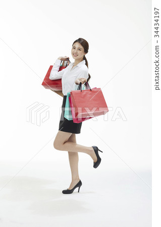 A woman shopping A woman shopping 34434197