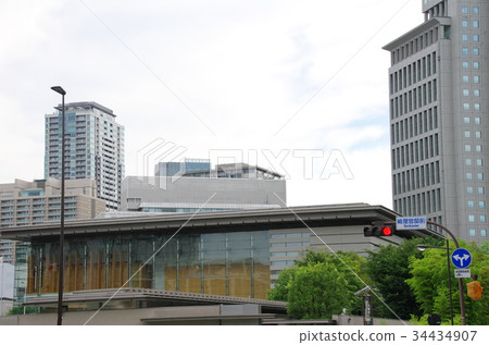 In front of the Prime Minister's Office 34434907