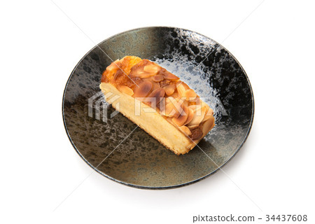 Almond cake Almond cake 34437608