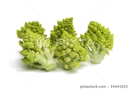 Romanesco cabbage isolated 34441833
