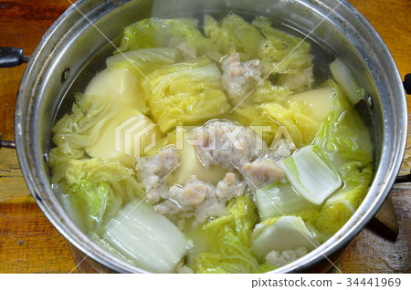 boiled Chinese cabbage with egg tofu and pork 34441969
