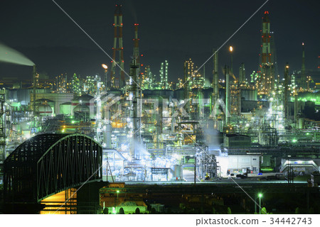 Night view of Mizushima complex 34442743