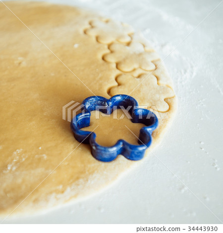 baking cookies at home baking cookies at home 34443930