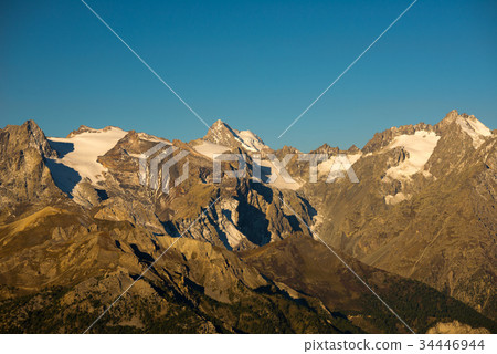 The majestic peaks of the Massif des Ecrins The majestic peaks of the Massif des Ecrins 34446944