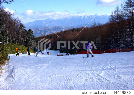 雪覆蓋的中央阿爾卑斯山和邊界 34449870