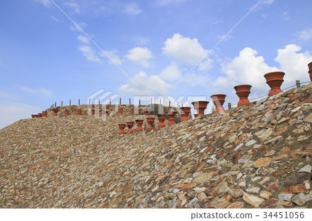 At Kanno-no-Sato Historical Park Mori General Tsuka Kouki 34451056