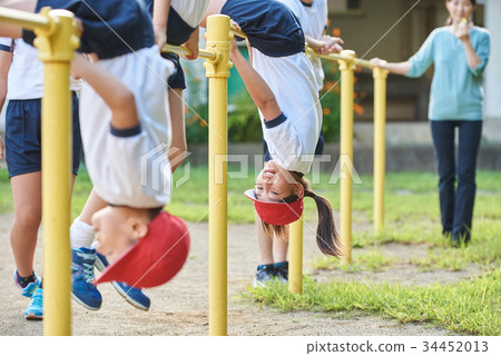 Elementary school physical education ground Elementary school physical education ground 34452013