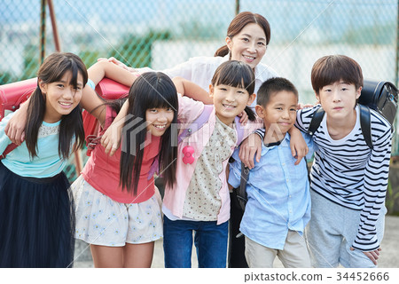 小學放學後放學 小學放學後放學 34452666