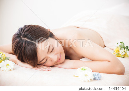 Beauty Women Beauty Beauty Beauty Salon 34454404