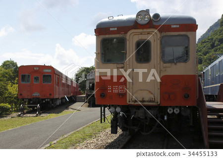 Tung Hui Railway Culture (Kiha 20-467 and Kiha 35) 34455133