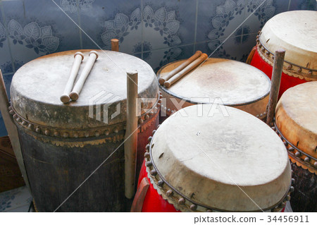 Drum big selective focus, ancient temple 34456911