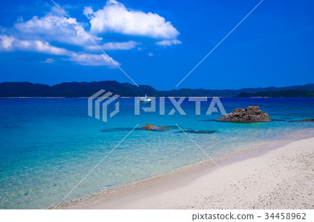 Amami Oshima The sea of Kurasaki Amami Oshima The sea of Kurasaki 34458962