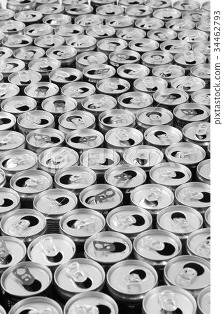 empty aluminum cans 34462793