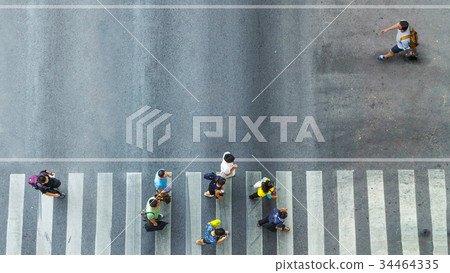 the one man walk converse, busy people move the one man walk converse, busy people move 34464335