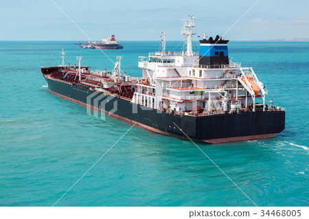 Oil product tanker is underway. 34468005