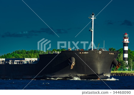 Black cargo ship 34468090