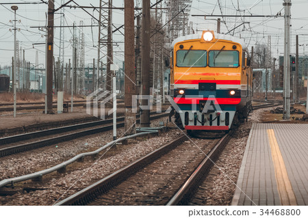 Yellow diesel train 34468800