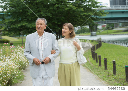 Travel senior couple sightseeing second life image Travel senior couple sightseeing second life image 34469280