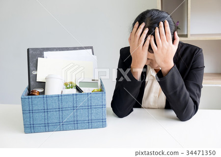 sadness pretty female office worker is fired packing personal be 34471350